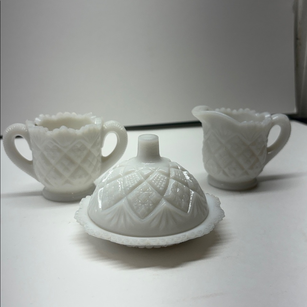 Thumbelina Westmoreland Miniature Milk Glass Butter Dish, Creamer & Sugar Set - Picture 2 of 11